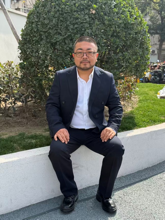 ����׳��spa